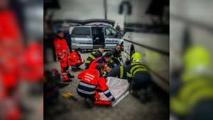 Tragédia na autobusovej stanici: Zrážka autobusu s chodcom si vyžiadala život