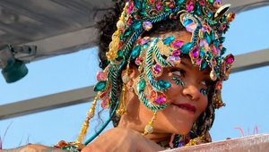 Iba nedávno porodila a už chce štvrté bábo? Rihanna s manželom predviedli poriadne nemravný tanec!
