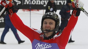 V slalome 48-tisícovú Planai opäť ovládol Herbst