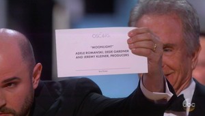 Obálky na Oscaroch vymenil TENTO muž!