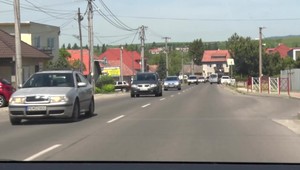 Jazda autom sa zmenila na hororový zážitok: Muž udieral ženu a vyhrážal sa, že ju zabije