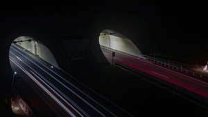 Na obzore prvá cesta s dobíjaním za jazdy