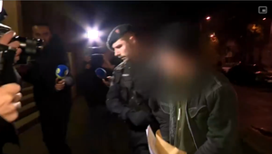 Muž, ktorý prenasledoval známe osobnosti sa postavil pred sudcu