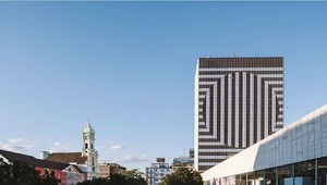 Hlina chce premaľovať kultové dielo Bratislavy na hoteli Kyjev. Je to barbarstvo, reaguje odborník