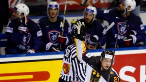 Nemci na čele tabuľky po výhre nad Francúzmi. Švajčiarsko naďalej stopercentné po súboji s Rakúskom