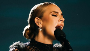 Adele poriadne prekvapila! O zásnubách zahmlieva, zato o TEHOTENSTVE to povedala otvorene!