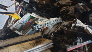 VIDEO: Desivé zábery zo zničeného bytu po požiari. Mužovi, ktorý v ňom býval, môžu hroziť dva roky za mrežami