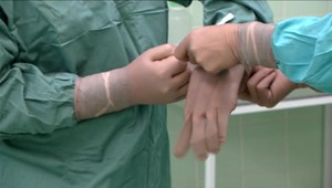 Zatiaľ čo baktérie naberajú na sile, vývoj antibiotík stagnuje