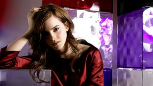 Emma Watson v romanci nahradí Scarlett Johansson