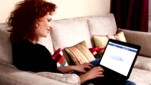 Nákupy cez internet sú čím ďalej tým obľúbenejšie. Ako sa brániť pred podvodníkmi zo zahraničia?