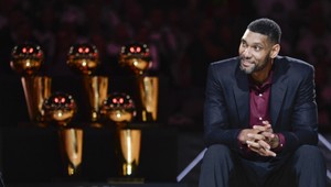 Pocta legende. Spurs vyradili Duncanovu dvadsaťjednotku