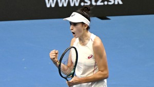 Pohánková vyradila turnajovú jednotku, zabojuje o semifinále