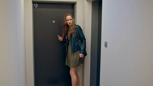 Denisu čaká nemilé prekvapenie: Z toho, čo si nájde pred bytom, jej stuhne krv v žilách!