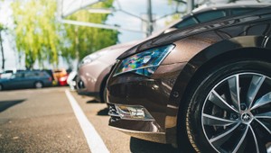 Chcete si doviesť jazdené auto z cudziny? Pozor na tieto riziká