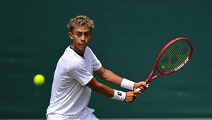 Má 16 a mamu z Bratislavy. Jordan LEE je v druhom kole kvalifikácie US Open