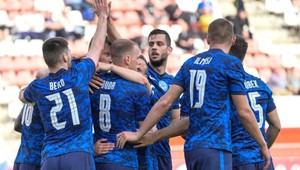 C-čková Liga národov proti behavým a bojovným súperom