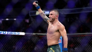 Perový šampión začínal v ragby, keď bol o 30 kíl ťažší