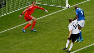 ME 2012: Balotelli zrazil favorizovaný "Nationalelf" na kolená