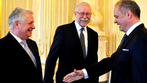 Vedci na koberci u prezidenta, Kiska vymenoval nového šéfa SAV