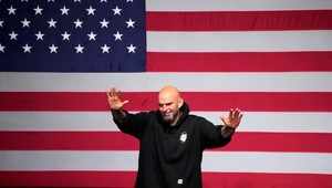 USA: Senátne kreslo v Pensylvánii získal demokrat John Fetterman