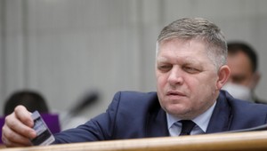 Parlament čaká dlhá noc: Národná rada bude o vydaní Roberta Fica hlasovať až do prerokovania