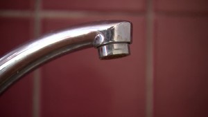 Vodári mu zaúčtovali viac ako mali. Podobný problém majú aj ďalší