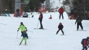 VIDEO: Prázdniny na svahoch Vysokých Tatier. Západniarom začali jarné prázdniny