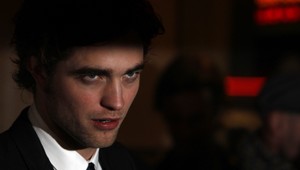 Robert Pattinson je príbuzným Draculu