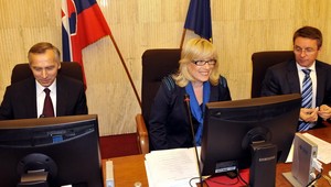 Záznam z rokovania vlády! Ministri sa stretli netradične v piatok...