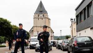 Vrah francúzskeho kňaza Adel Kermiche bol problémový už od detstva