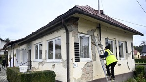 Zarábajú na ľudskom nešťastí: Obyvatelia naleteli falošným statikom