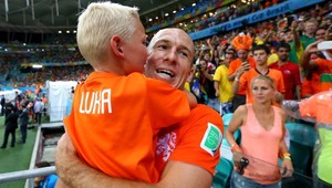 Robben po prehre smútil, v hľadisku plakal aj jeho syn