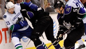 Handzuš s dvoma gólmi