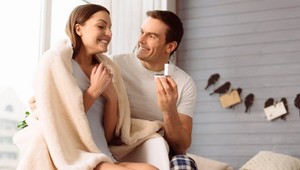 Ukázala netradičný zásnubný prsteň, ľudia ju vysmiali: Myslíte si, že mali dôvod?