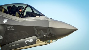 Piloti lietadiel F-35 budú trénovať na najväčšom letovom simulátore sveta