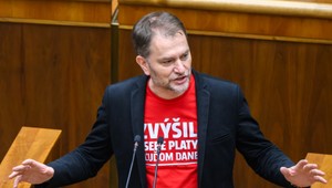 Matoviča vykázali z rokovacej sály. Teraz príde o dva poslanecké platy