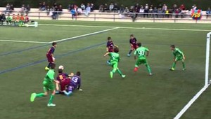 Nový Messi je na svete. Drobec z akadémie La Masia ohúril svet!