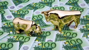 Každý druhý Slovák nie je spokojný v práci, menili by sme za 100 €