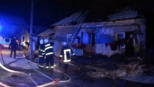 Po požiari v Lomničke skončilo na ulici 28 detí, nemajú kde bývať