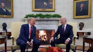 Biden prijal Trumpa v Oválnej pracovni. Zaviazali sa k hladkému odovzdaniu moci