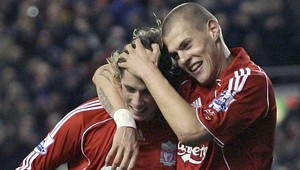 Zo súboja Slovákov víťazne Škrtel