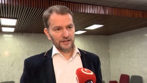 Míting Kotlebovcov rozhádal opozíciu. Matovič tvrdí, že hrozia predčasné voľby či dokonca občianska vojna