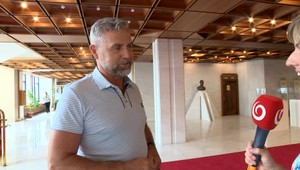 Bývalý policajný prezident Gašpar v parlamente. Bol navštíviť Ľuboša Blahu