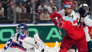 Nórov podržal 18-ročný brankár. Po prvom víťazstve živia šancu na štvrťfinále