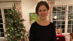 Táto žena si kúpila šaty, ktoré nosila 100 dní vkuse: Prekvapí vás, ako vyzerajú!