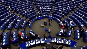 Slovensko má dostať 13 miliárd eur