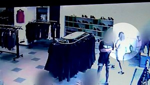 Zlodejke stačilo na krádež 9 minút, vzala si 900 eur