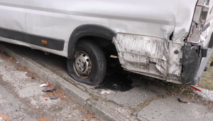 Policajt spôsobil dopravnú nehodu. Údajne sa odmietol podrobiť dychovej skúške