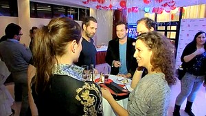 Paneláková žúrka! Miezga načapaný, Haasová sexica večera