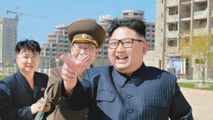 Internet zaplavili správy o Kimovej smrti. Niektorí predpokladajú kómu či komplikácie pri operácii